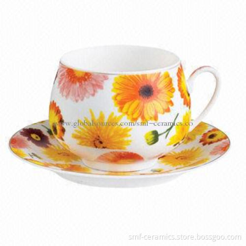 Porcelain Cup and Saucer in Floral Design, with FDA, 84/500/EEC and LFGB Marks, Lead-free